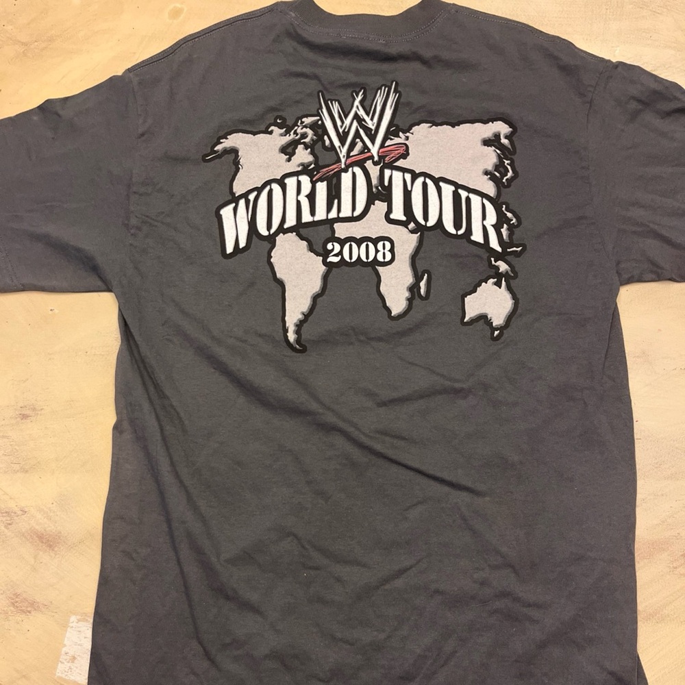 Vintage WWE World Tour 2008 Shirt Crew Grey Short Sleeve T-Shirt Adult Large